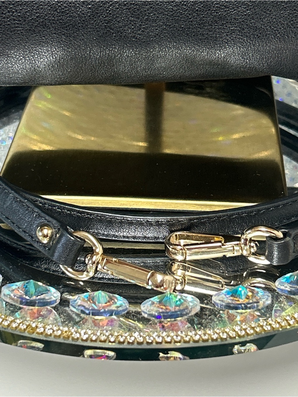Coach Minetta Black Leather Satchel w/ Blk & Wht Sides Approx. 12 x 9.5 x 3 - Picture 10 of 17